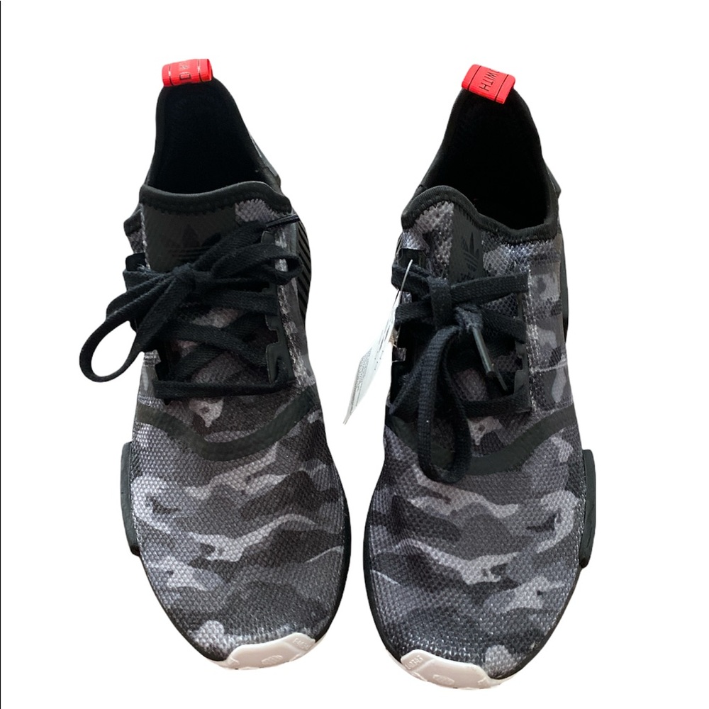 Men’s Adidas Boost sneakers